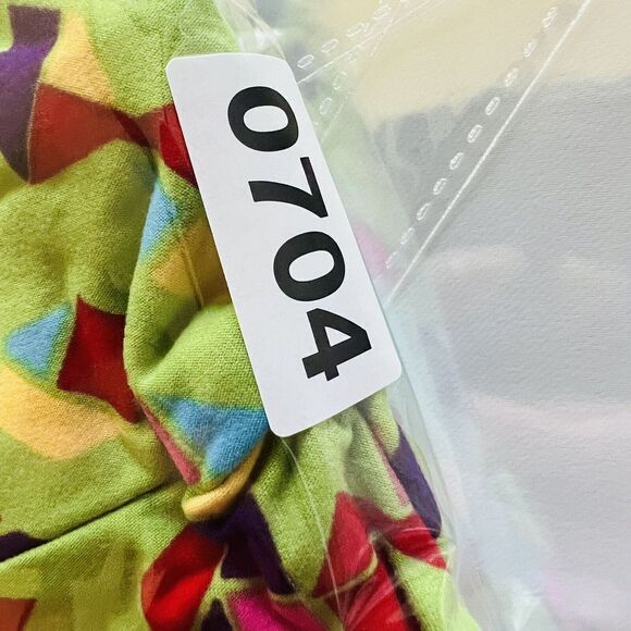 LulaRoe Leggings Tall & Curvy Geometric Colorful Green Blue Red Blue Black 0704 - Picture 5 of 5